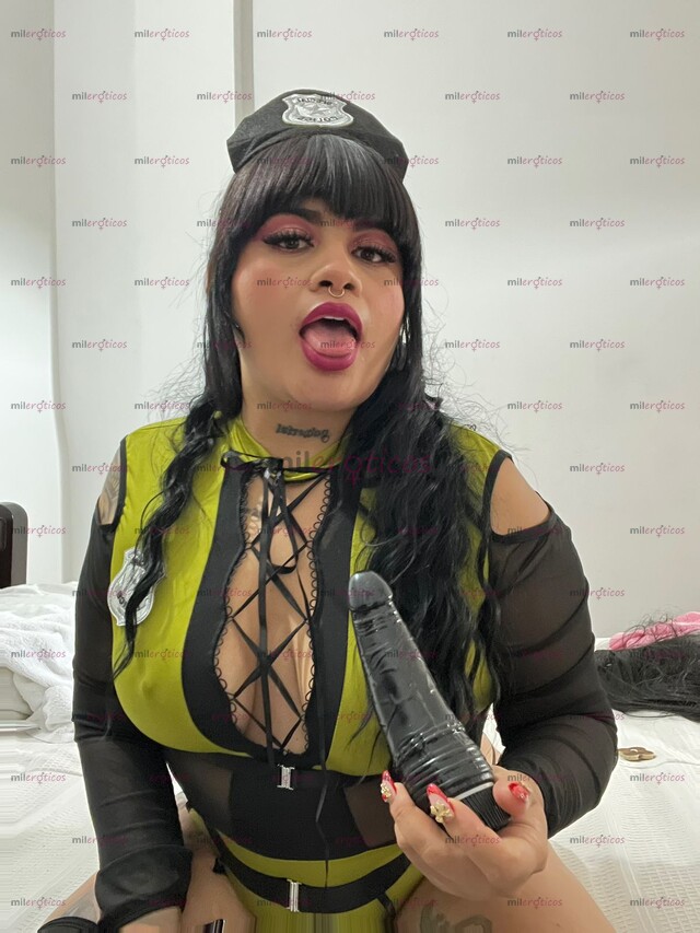 FOTOS DE MODELO WEMCAM EN PROMOCIÓN ESCRÍBEME Y TE ATIENDO RICO