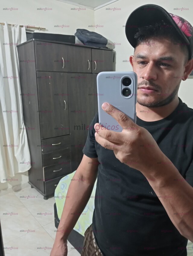 FOTOS DE JOHN 34 AÑOS VERSATIL WHATSAPP 3103000842