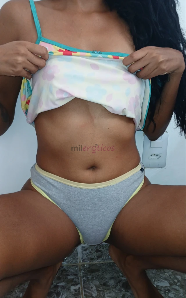 Ola me chamo san sou casada e no meio liberal a mais de 5 anos meu marido nao participa da video chamada apenas aparece nos packs de videos que temos...