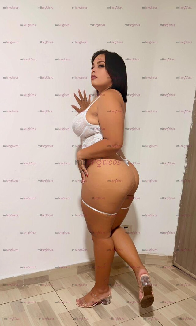 FOTOS DE EXOTICA NINFÓMANA VOLUPTUOSA CON CURVAS NATURALES MENTE ABIERTA HOT Y PERVERTIDA