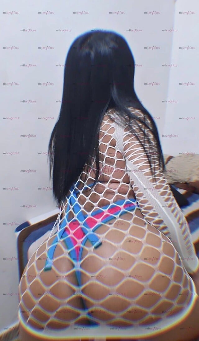 FOTOS DE HERMOSA MORENA JOVEN LISTA PARA COMPLACERTE