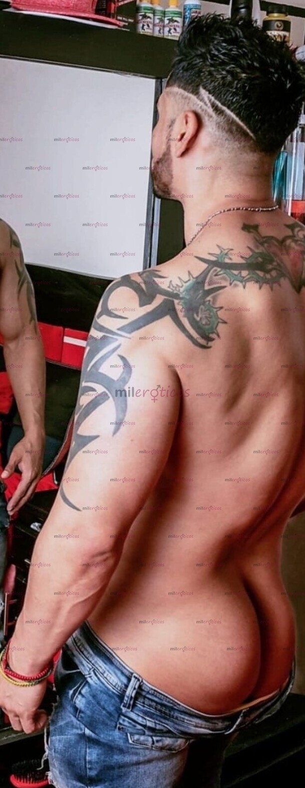 FOTOS DE GIGOLO PROFESIONAL CON 21 CM DE PLACER GRUESA Y LECHOSA