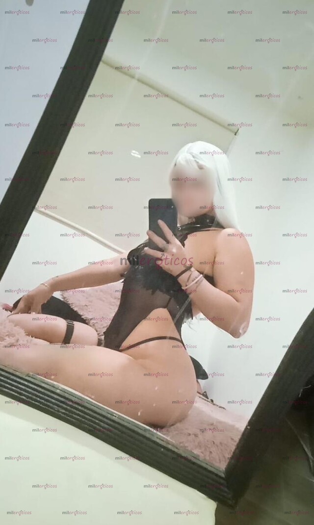 FOTOS DE BESAME, TOCAME Y TE HARÉ VENIR BIEN DELICIOSO CON MI RICO CUERPO