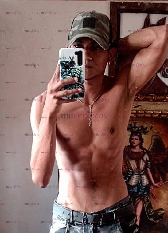 FOTOS DE LLEGÓ TU VERGO FAVORITO VEN Y DISFRUTA DE ESTA VERGA DE 22 CTM LECHERA
