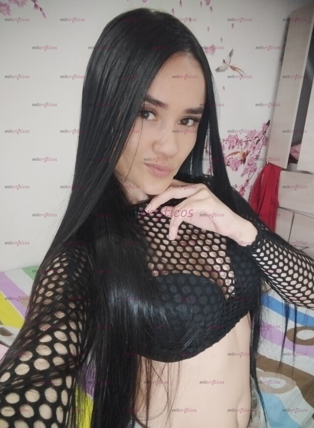 FOTOS DE SCORT VIP ESTRECHITA Y JUGUETONA APASIONADA LISTA PAR EL DISFRUTE VEN Y CONOCEME