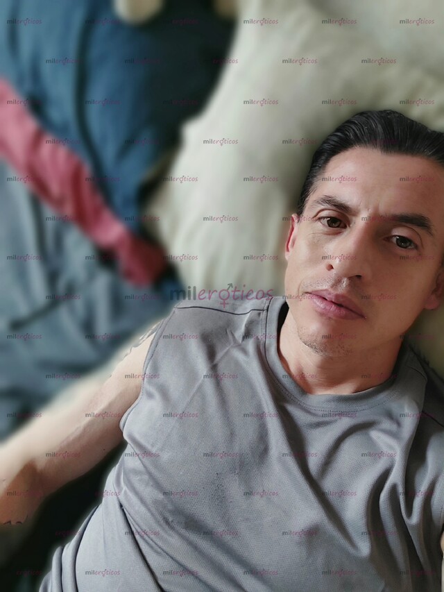 FOTOS DE CULO HERMOSO EN ALQUILER DE HOMBRE VARONIL TATUADO