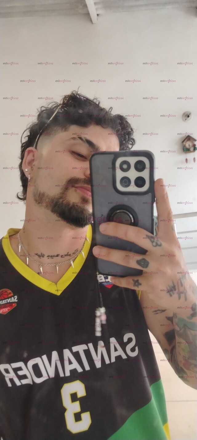 FOTOS DE HOMBRE APASIONADO MASAJISTA QUIERES DIVERTIRTE VEN Y HAZLO CONMIGO