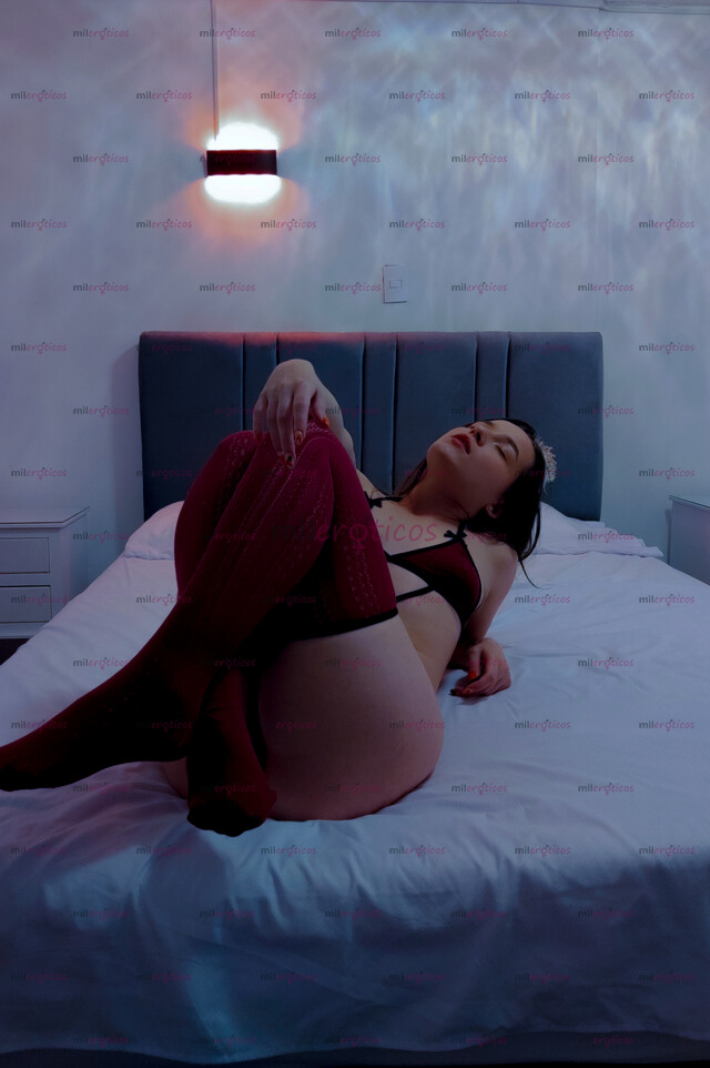 FOTOS DE VALENTINA. LINDO ROSTRO, MONA, DIVERTIDA Y COLA GRANDE