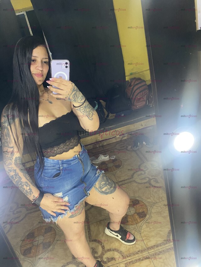 FOTOS DE PENELOPE RICA TATUADA DISPUESTA A DISFRUTAR UN RATO DE PASIÓN CONMIGO SOY MUY CO