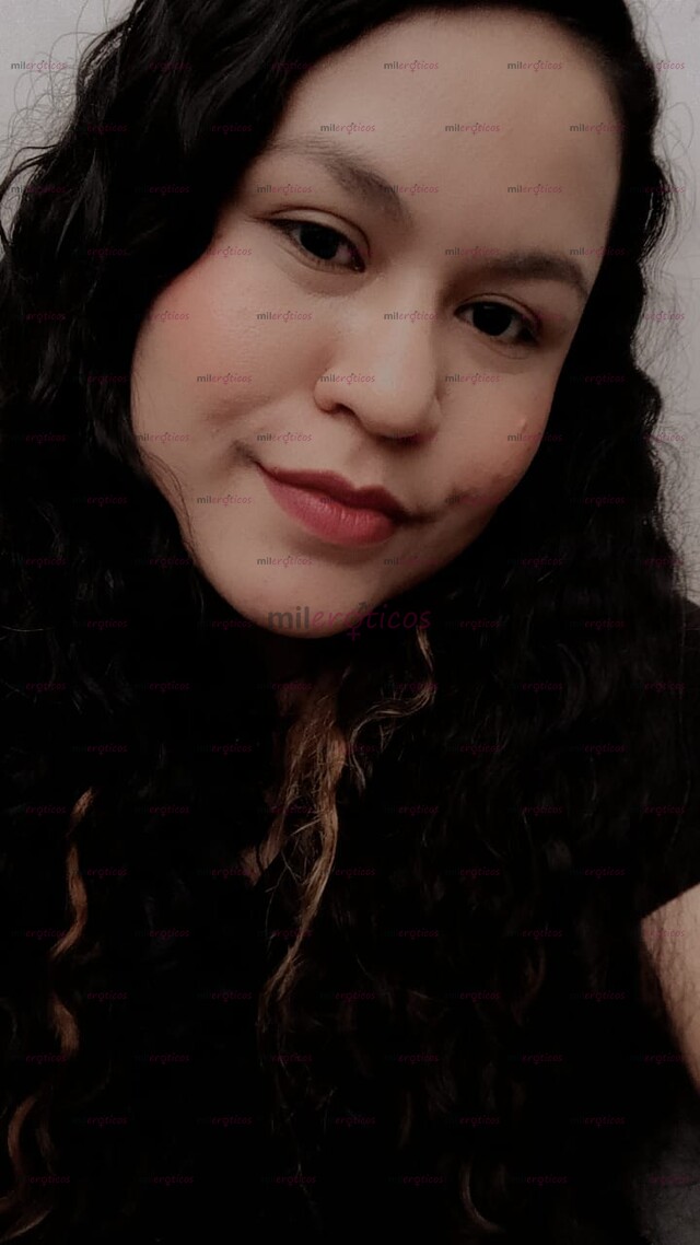 FOTOS DE HOLA SOY KATHY, MÁS CUERPO PARA QUERERTE, MÁS MANOS PARA COMPLACERTE