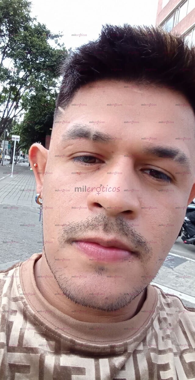 FOTOS DE JOHN VERSATIL 34 AÑOS LLAMEME O ESCRIBEME 3103000842