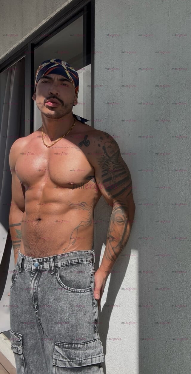 FOTOS DE AQUÍ JULIÁN, VARONIL TATUADO, BUENA COMPAÑÍA.