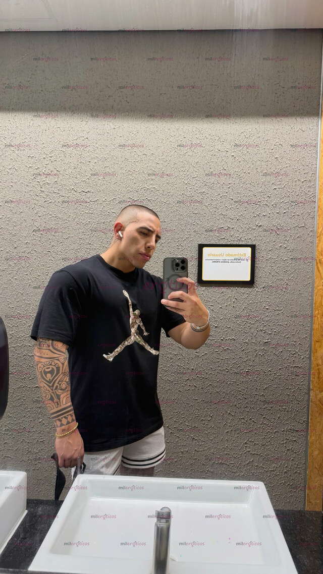 FOTOS DE MACHO ACTIVO DOMINANTE Y COMPLACIENTE DISPONIBLE 24 7.