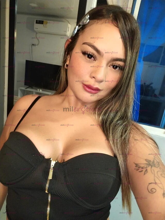 FOTOS DE MARTINA LINDA CARIBEÑA DE 25 AÑOS DISPUESTA A TODO EN LA CAMA