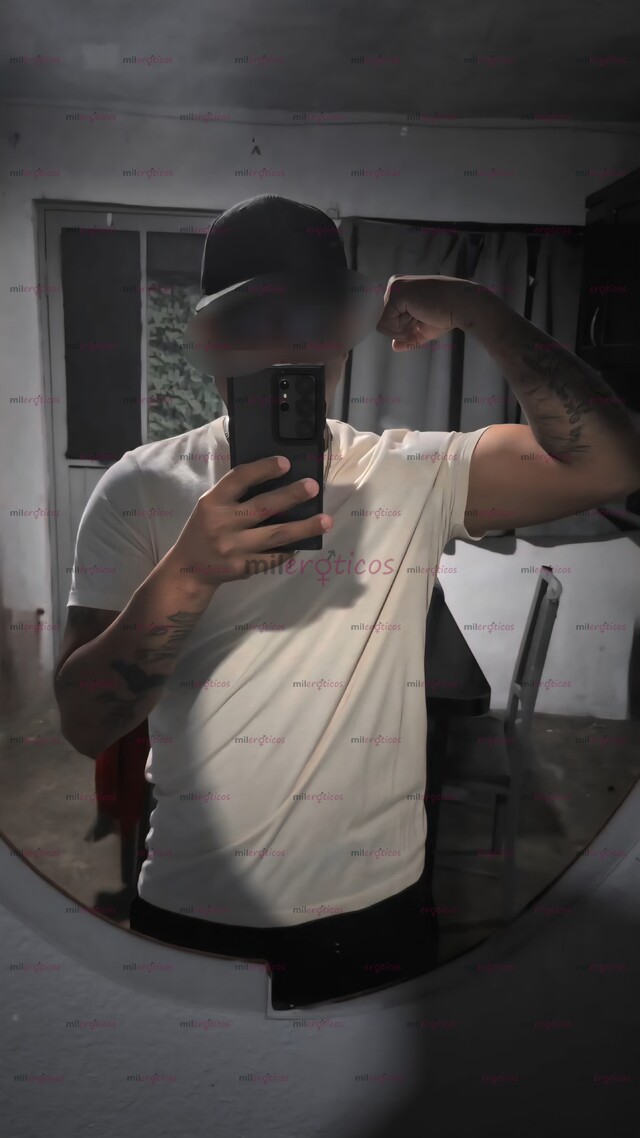 FOTOS DE ME LLAMO EDUARDO, MORENO TATUADO CHACALÓN, HAGO TRIOS O HAGO PAPEL DE CORNEADOR