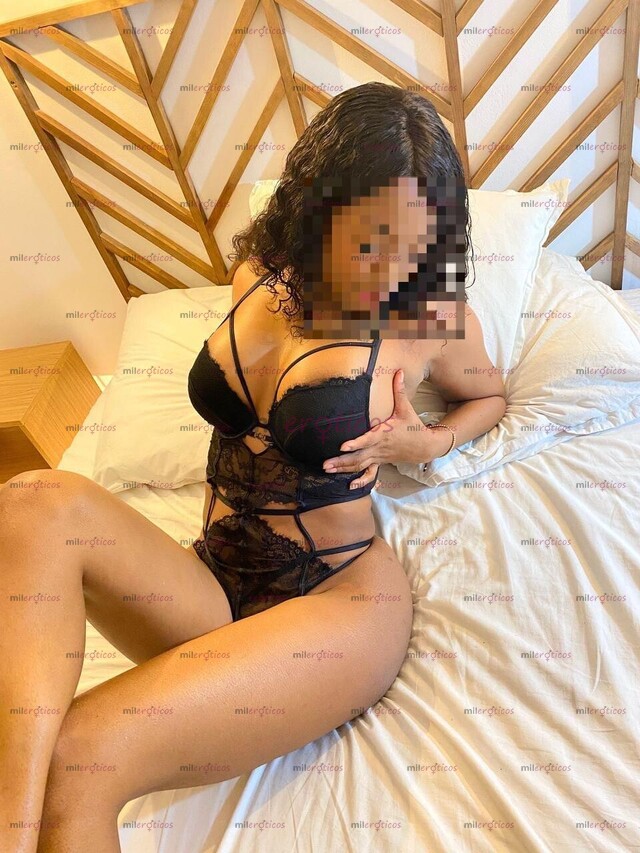 FOTOS DE TAMARA HERMOSA MORENA CON CUERPO SENSUAL EXÓTICO HERMOSAS PIERNAS