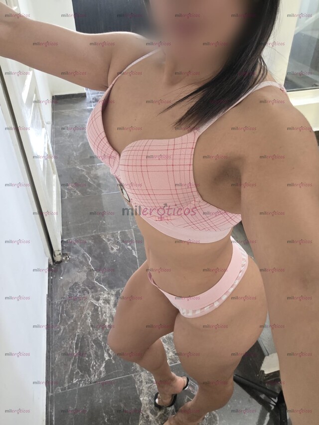 FOTOS DE CHICA FITNESS, TERAPEUTA, MASAJISTA PREVIA CITA
