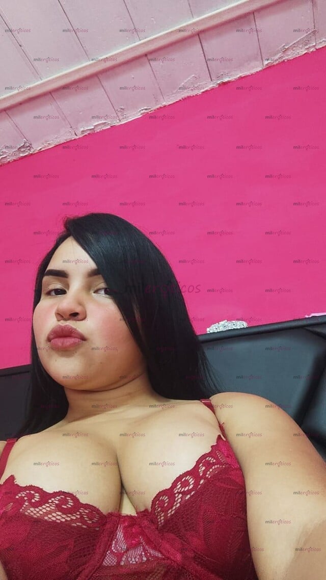 FOTOS DE SOY EL TIPO DE CHICA QUE QUIERES PONER EMPINADITA PARA METERLE TU VERGA