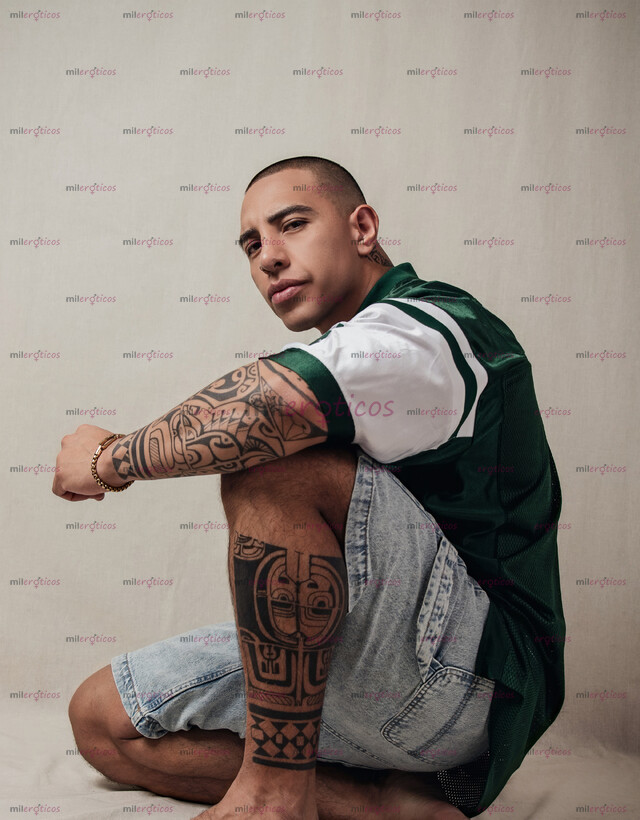 FOTOS DE ACTIVO VERGON LATINO VARONIL DISCRETO CALIENTE 24 7