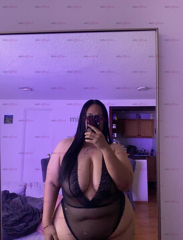 FOTOS DE TU CURVY FAVORITA RECIEN LLEGADA A LA CIUDAD