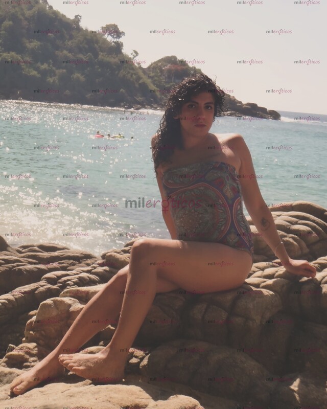 FOTOS DE MASAJISTA TRANS Y MÁS (INTER) COMPLACIENTE (SOLO SOLVENTES)