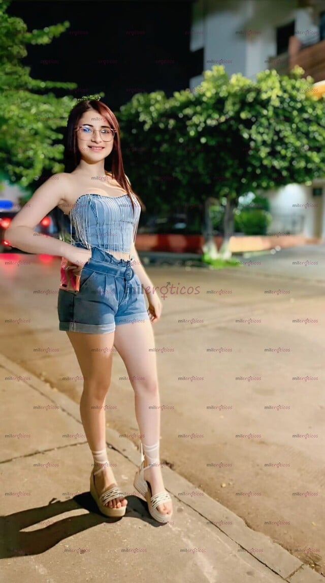 FOTOS DE TU NOVIA TRAVIESA QUE SOLO SALE A JUGAR DE NOCHE SERV. VIP
