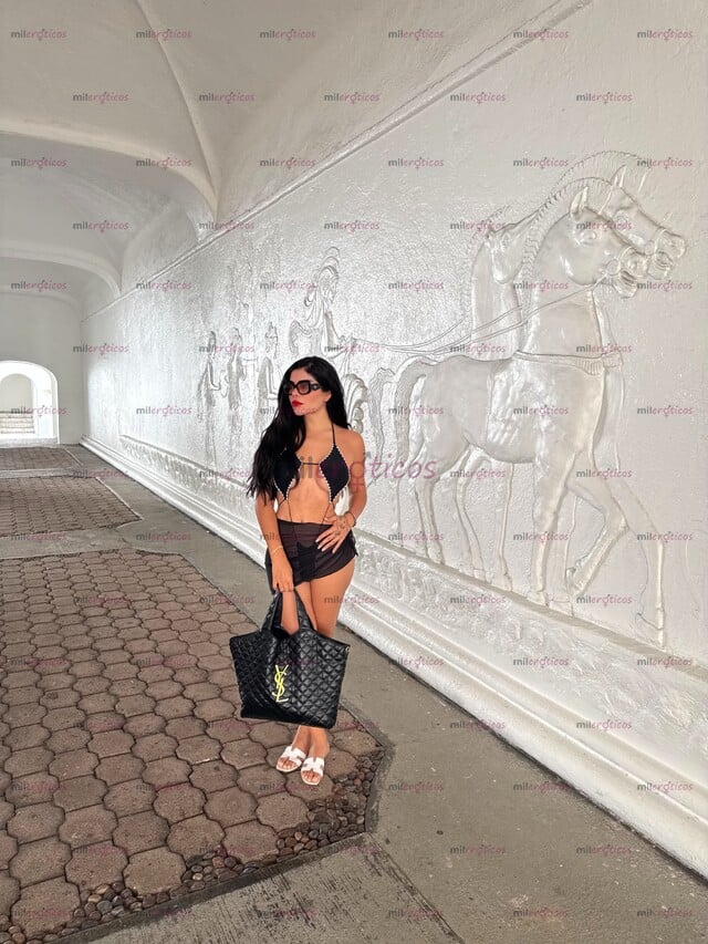 FOTOS DE SUMISA DE PASIVA Y DOMINATRIX DE ACTIVA. LUCIANA VIP