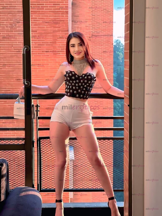 FOTOS DE TU NOVIA TRAVIESA QUE SOLO SALE A JUGAR DE NOCHE SERV. VIP
