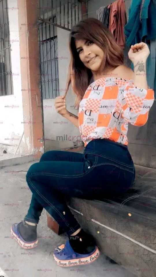 FOTOS DE MIA FLACA TAYADORA TODA UNA DIABLA EN LA CAMA