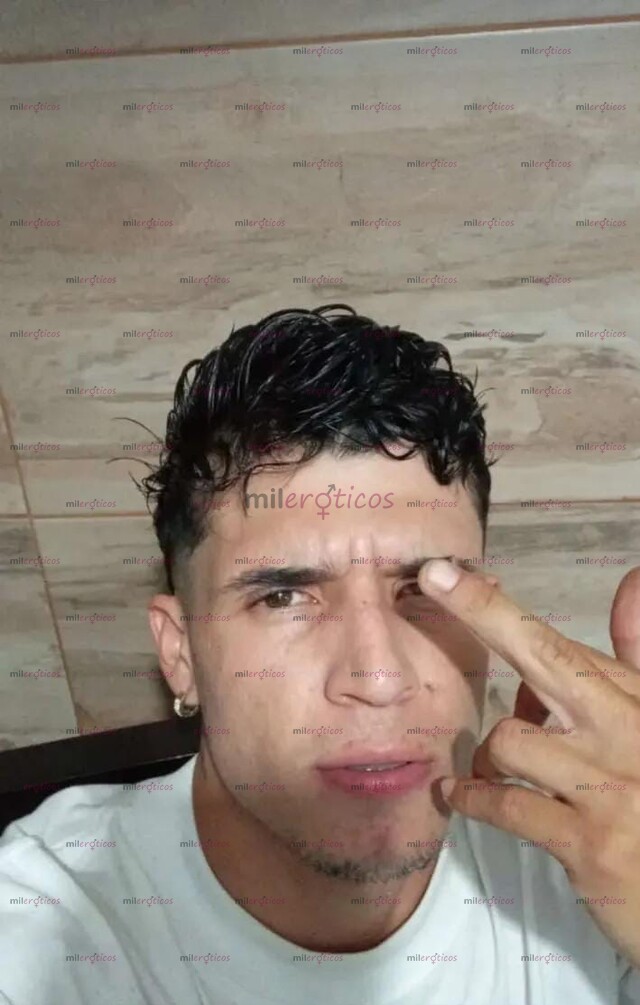 FOTOS DE KEVIN PAISA TATUADO DISPUESTO A COMPLACERTE