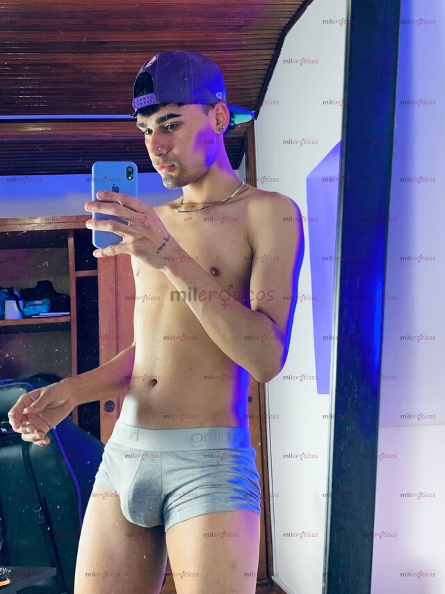 FOTOS DE CHICO CERSATIL DE 23 AÑITOS 1.79 DE ALTO DELGADO Y 17CM CARIÑOSO Y COMPLACIENTE
