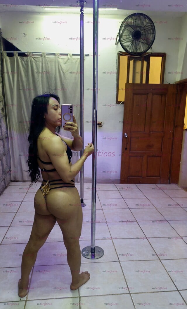 FOTOS DE HERMOSA CHICA FITNESS DISPUESTA A COMPLACER TUS FANTASIAS