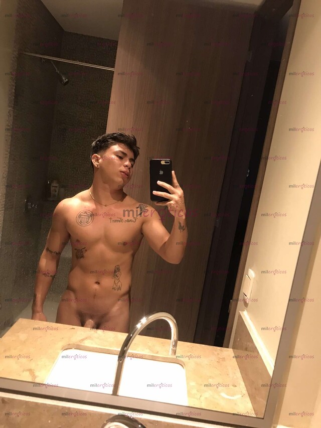 FOTOS DE RICO JOVEN COSTEÑO ( DISPUESTO A DAR BUENA VERGA ) SUPER DOTADO