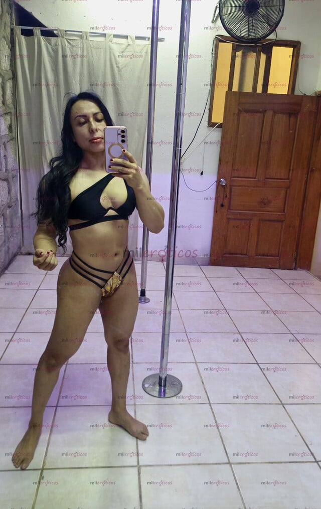 FOTOS DE HERMOSA CHICA FITNESS DISPUESTA A COMPLACER TUS FANTASIAS
