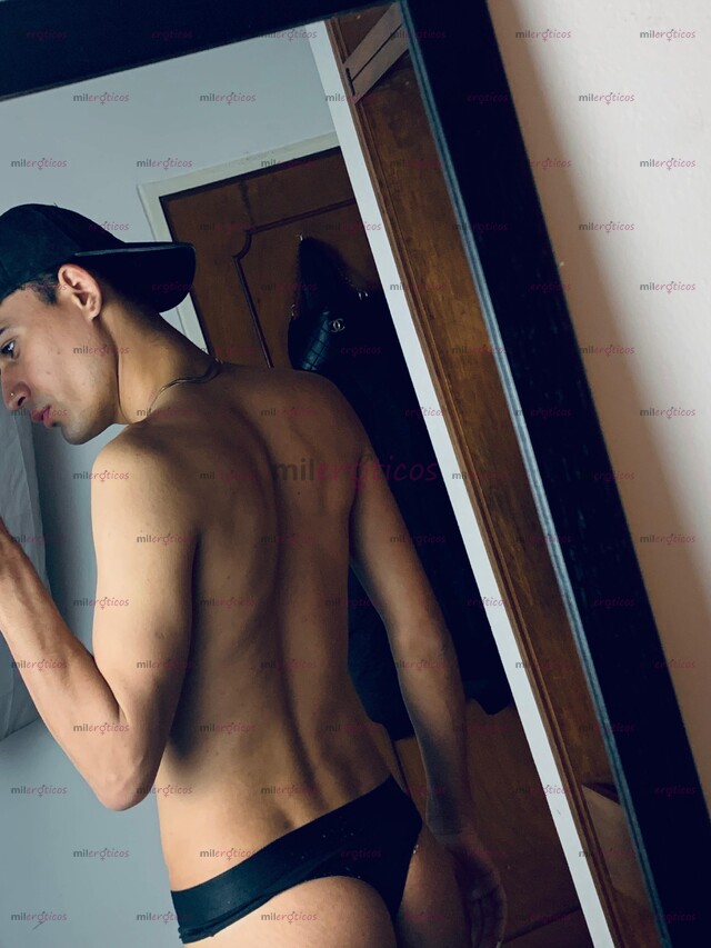 FOTOS DE CHICO CERSATIL DE 23 AÑITOS 1.79 DE ALTO DELGADO Y 17CM CARIÑOSO Y COMPLACIENTE