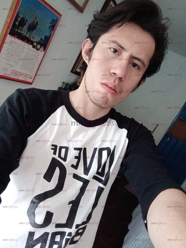 FOTOS DE TENME A LA PRIORIDAD DE TUS DESEOS. SOY TUYO.