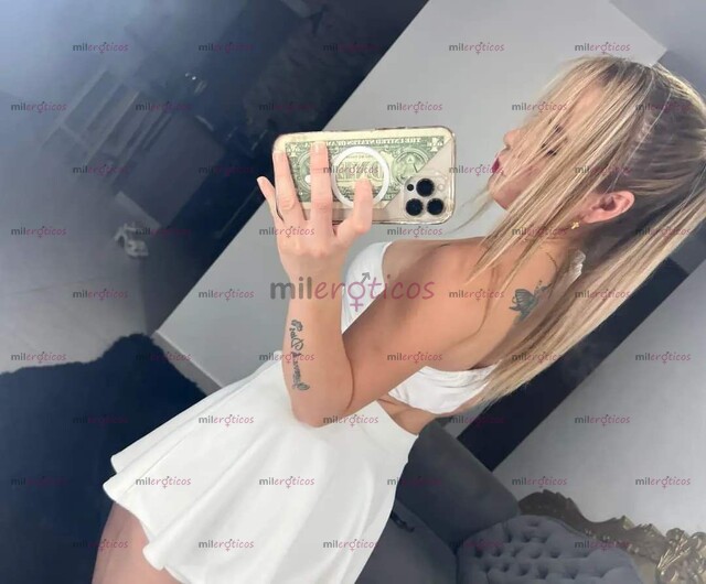 FOTOS DE BELLA RUBIA, OJOS CLAROS, ATRACTIVAS, SEXY, EMPÁTICA, BASTANTE DULCE,