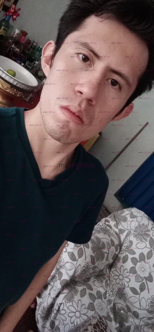 FOTOS DE TENME A LA PRIORIDAD DE TUS DESEOS. SOY TUYO.