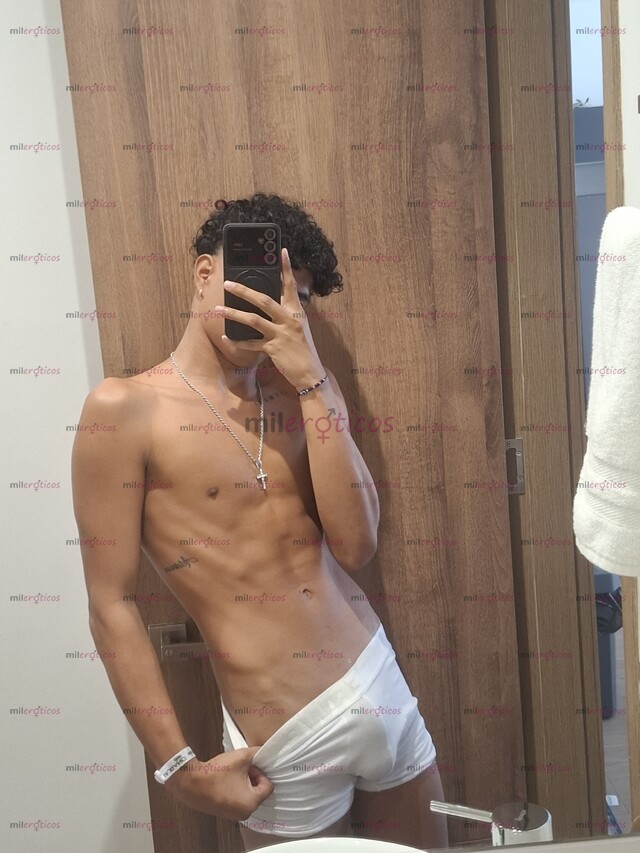 FOTOS DE JOVEN UNIVERSITARIO MASAJISTA NUEVO EN MEDELLÍN CON SITIO