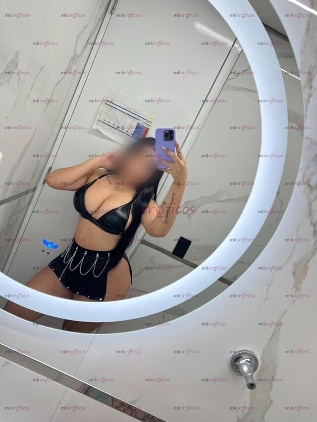 FOTOS DE MIA, TROZA DE CULO Y TETAS GRANDES PARA HACERTE UNA DELICIOSA PAJA RUSA