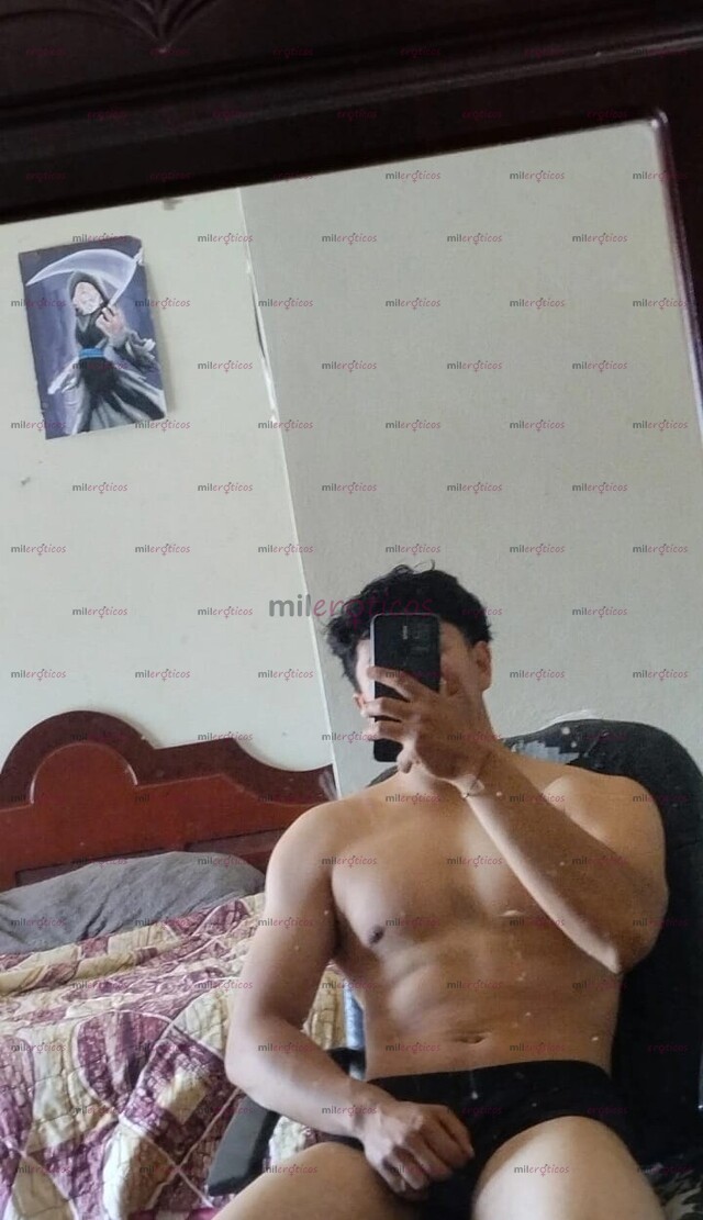 FOTOS DE JOVEN DE 20 AÑOS LISTO PARA OFRECER SUS SERVICIOS