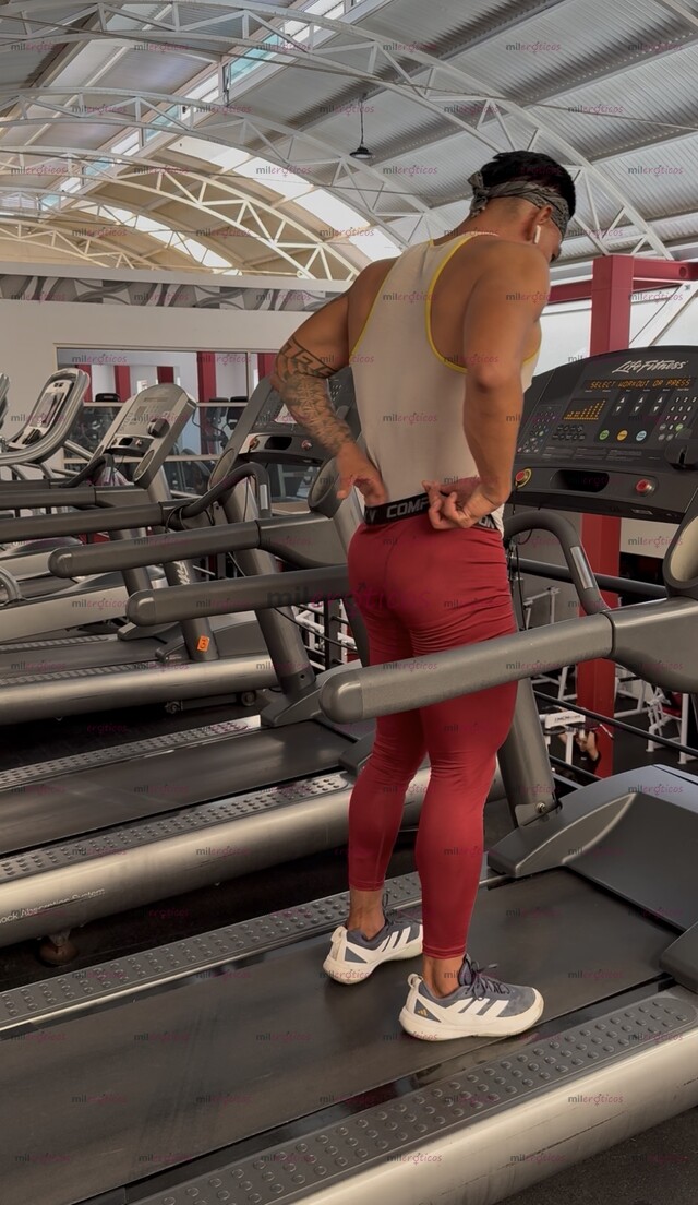 FOTOS DE ACTIVO TATUADO NALGONSOTE SOLO GENTE SERIA Y SOLVENTE