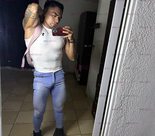 FOTOS DE ACTIVO TATUADO NALGONSOTE SOLO GENTE SERIA Y SOLVENTE