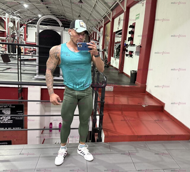 FOTOS DE ACTIVO TATUADO NALGONSOTE SOLO GENTE SERIA Y SOLVENTE