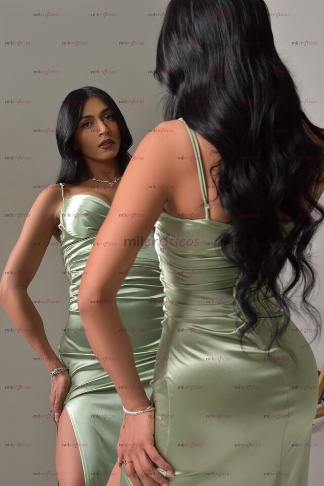 FOTOS DE JOVIALIDAD BELLEZA Y MUY CACHONDA, MUÑEQUITA DOTADA DISPUESTA A TODO