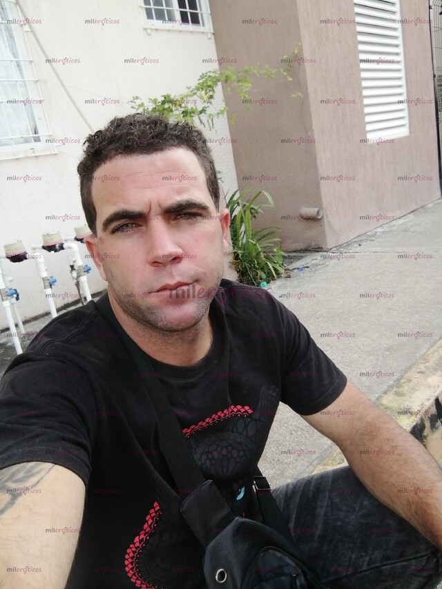 FOTOS DE HOLA CHICO CUBANO DE 28 AÑOS EN CANCÚN ACTIVO TOTALMENTE PARA SUS SERVICIOS