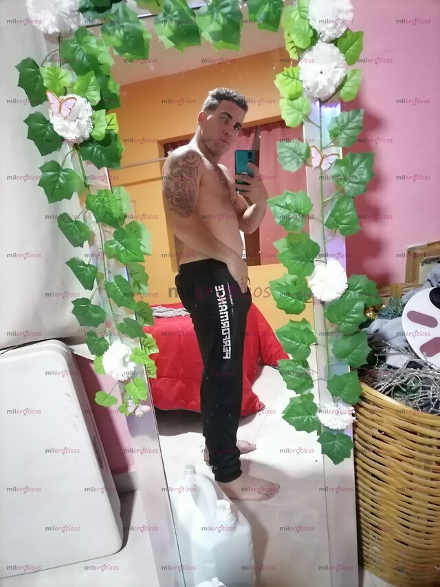 FOTOS DE HOLA CHICO CUBANO DE 28 AÑOS EN CANCÚN ACTIVO TOTALMENTE PARA SUS SERVICIOS