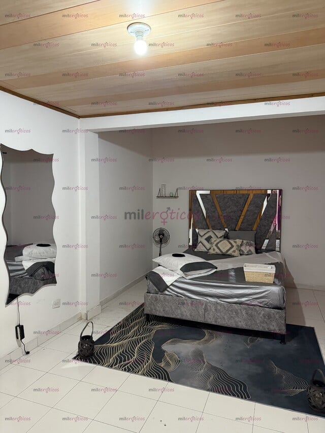 FOTOS DE VOYERISTA SPA MUÑEQUITAS NUEVAS TODAS LAS SEMANAS NOS PASAMOS A UN MEJOR LUGAR