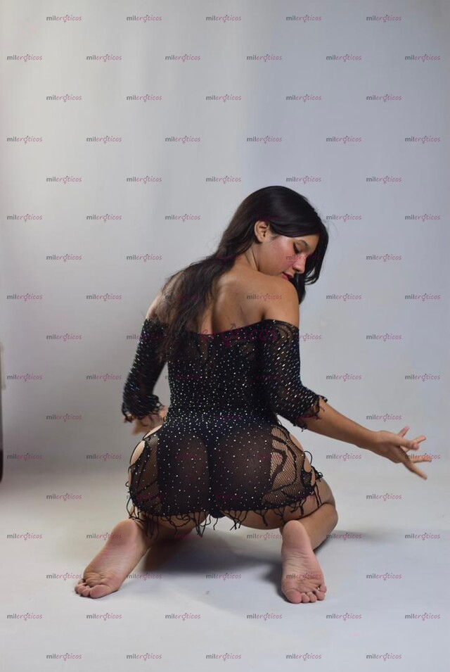 FOTOS DE HOLA BEBÉ SOY VANE COMPLACIENTE GOLOSA Y CON BUENAA CURVA