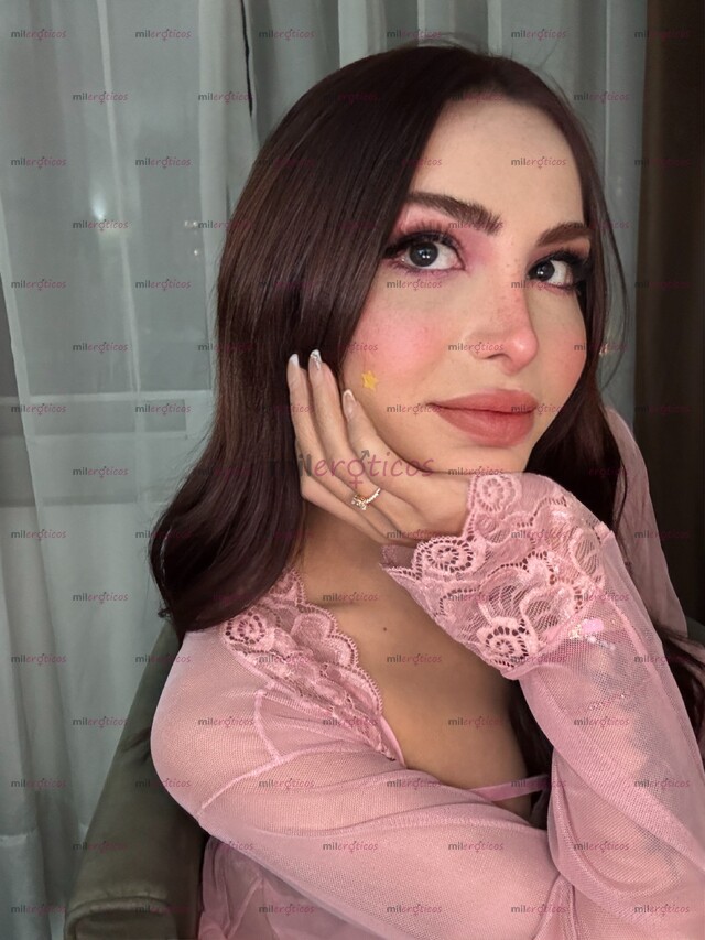 FOTOS DE BELLA TRANS CON UN CULO MUY RICO Y DELICIOSO CARAMELO EXPERTA EN PRIMERIZOS